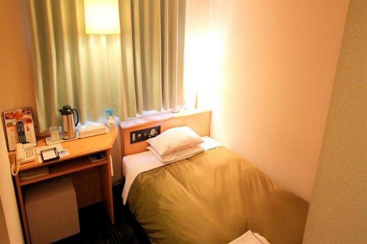 Hotel New Gaea Oitaekimae Bagian luar foto